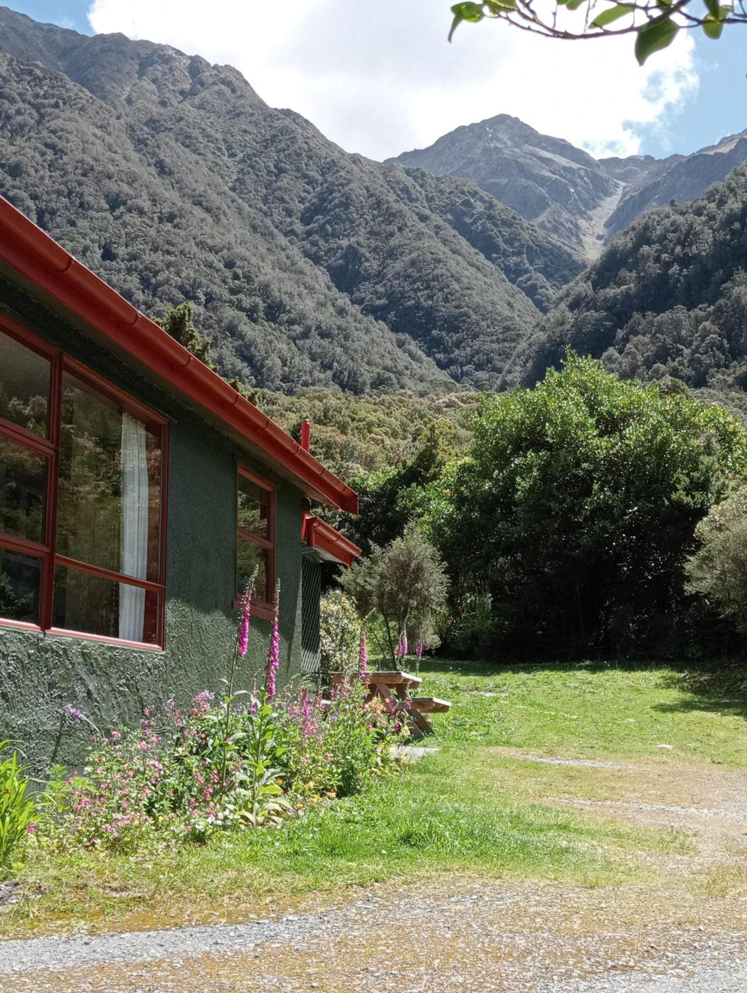 Rata Lodge Accommodation Otira Экстерьер фото